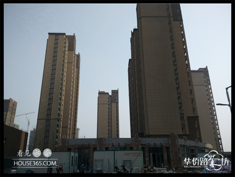 荣盛莉湖春晓