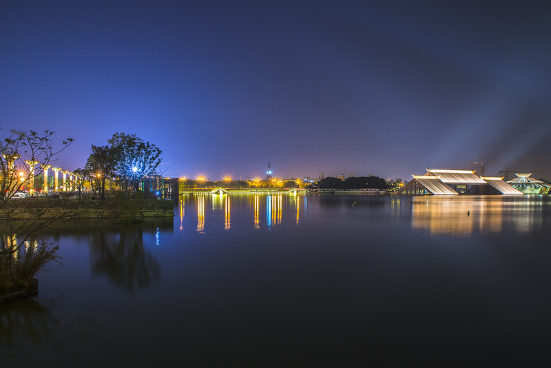 上海广富林文化遗址夜公园夜景照明设计